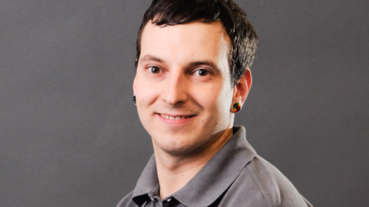 Portrait of Tomáš Novotný, commissioning technician at weba in Olomouc